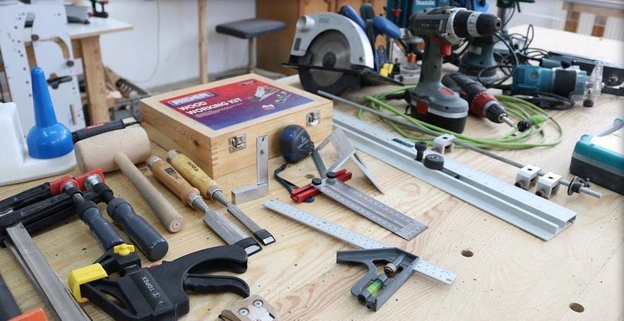 Столярный инструмент